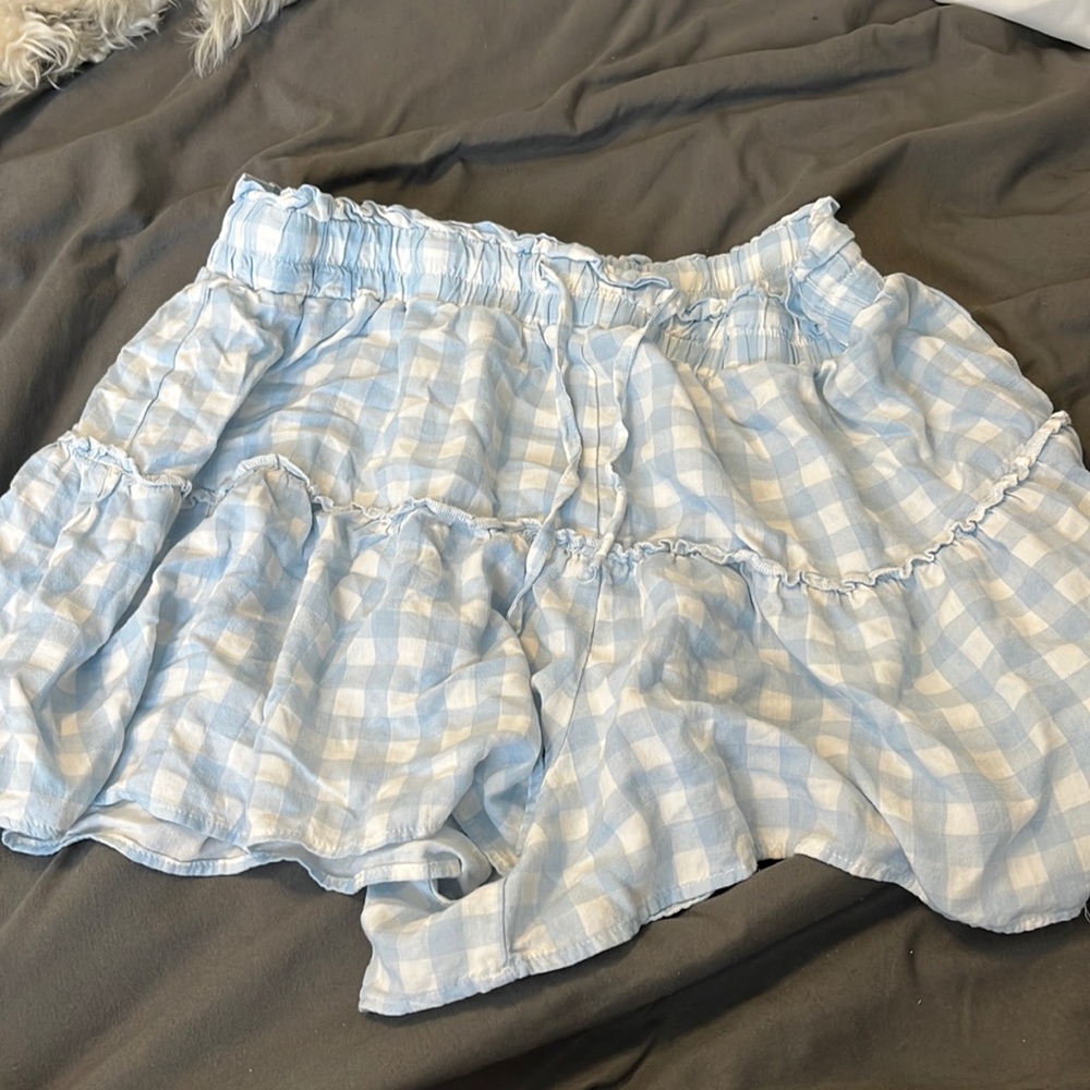 Skirt/shorts!!
